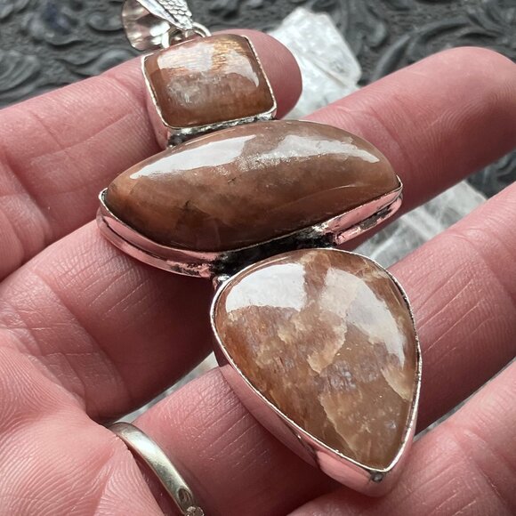 Peach Moonstone With Sunstone Crystal Pendant - Picture 4 of 9